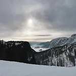Haus Koeltringer 아파트 *